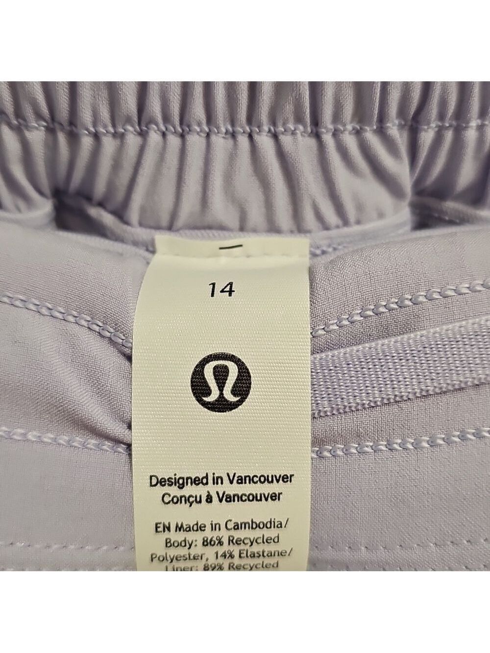 225. NWT Lululemon Hotty Hot Shorts - Picture 5 of 6